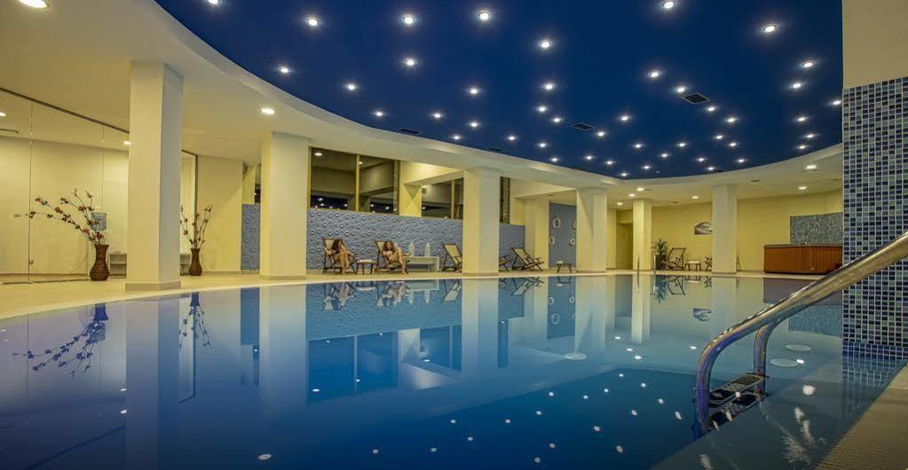 בנסקו St. John Hill Suites Hotel מראה חיצוני תמונה
